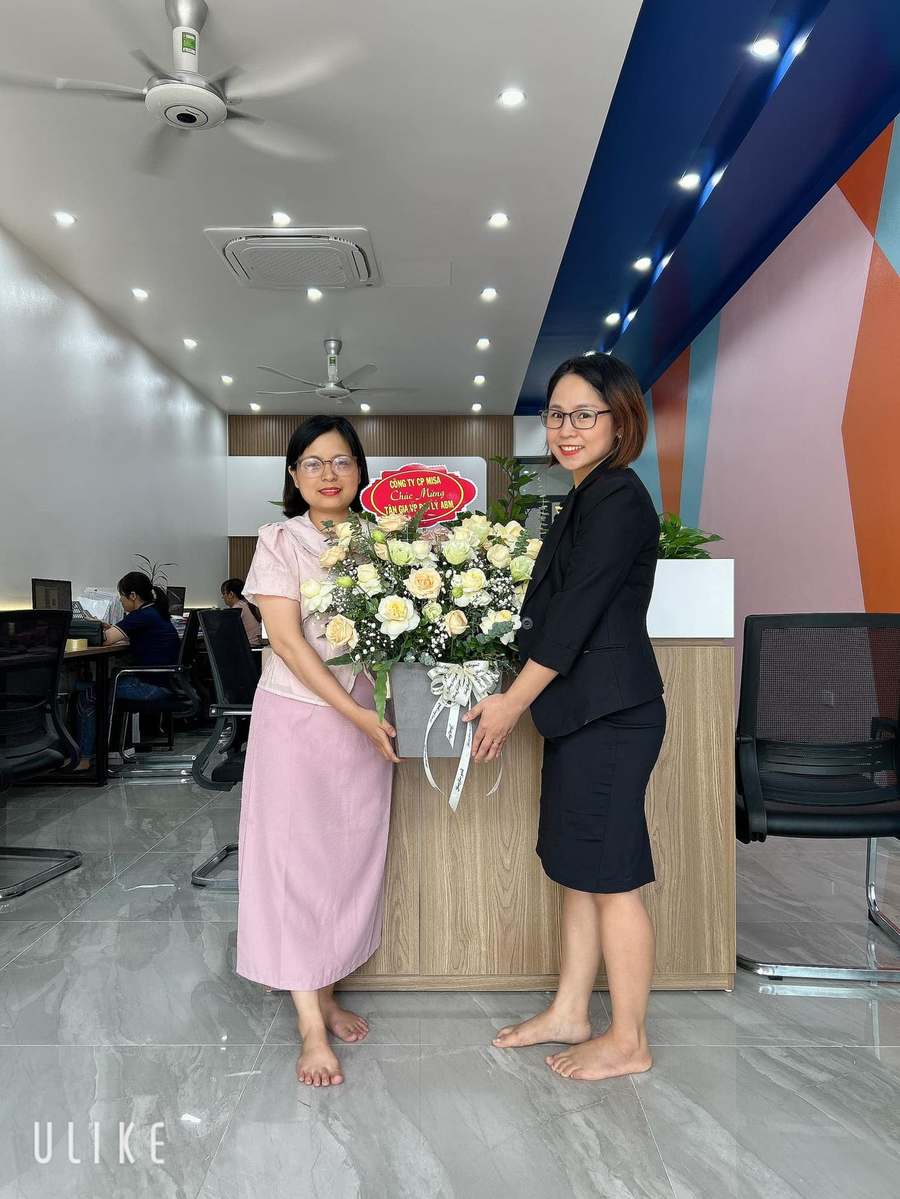 Khu vực làm việc mở của Công ty TNHH Tư vấn thuế ABM